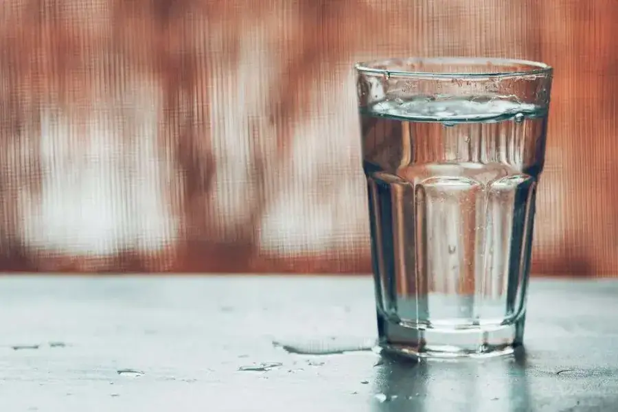 Tip #3: Drink vooral koud water 19 glas water